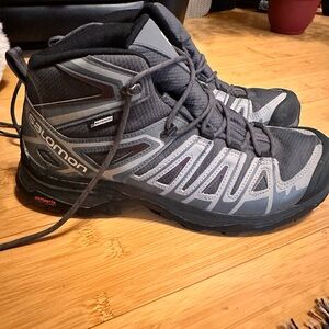 Salomon X-Ultra Pioneer Hiking Boots- Men’s 9